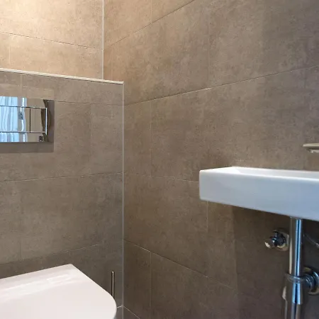 Bizstay Park Executive Apartment