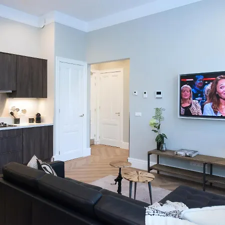 Bizstay Park Executive Apartment The Hague