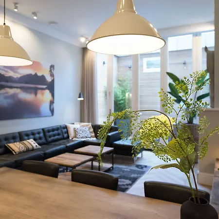 Apartment Park Royal 82 The Hague
