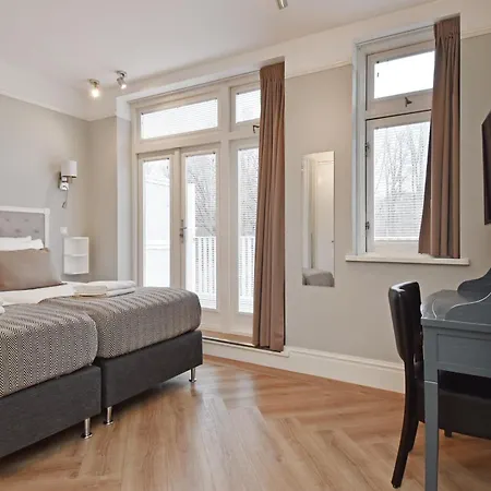 Apartman Park Royal 82 Hága