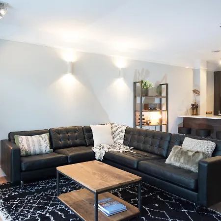 Bizstay Park Executive Apartment *