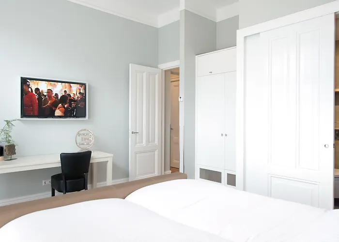 Apartamento Park Royal 82 *