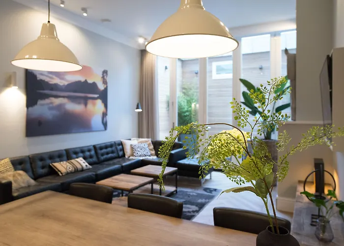 Apartment Park Royal 82 The Hague