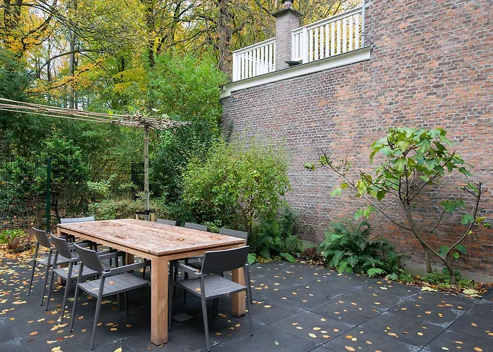 Apartment Park Royal 82 The Hague