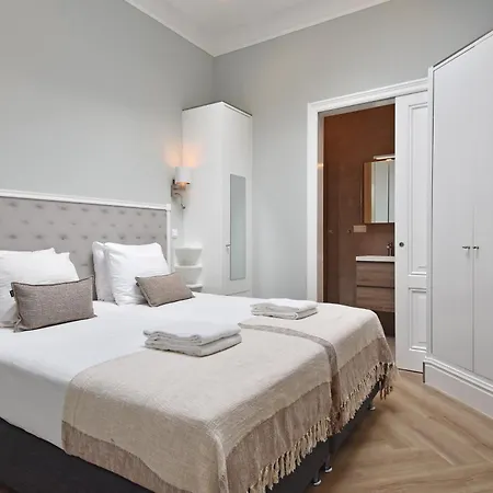 Apartman Park Royal 82 Hága