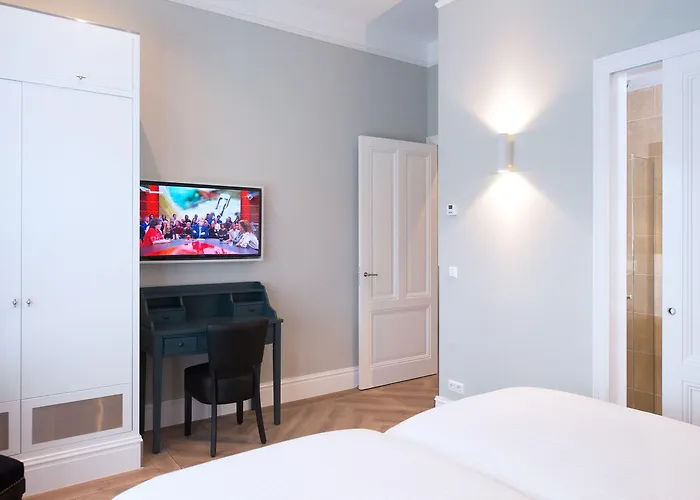 Park Royal 82 Apartman *