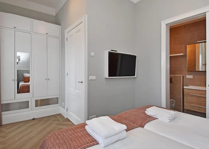 Apartman Park Royal 82 *