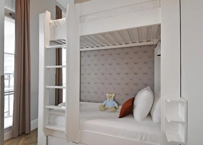 Park Royal 82 Apartman *