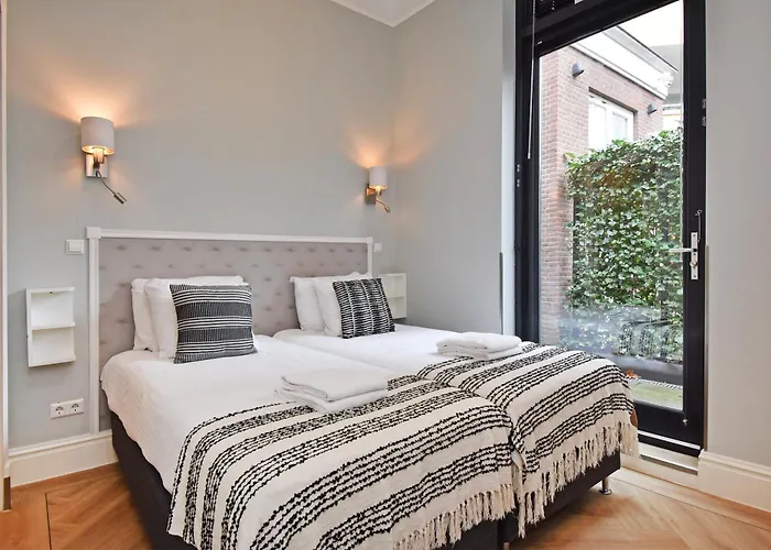 Park Royal 82 Apartman